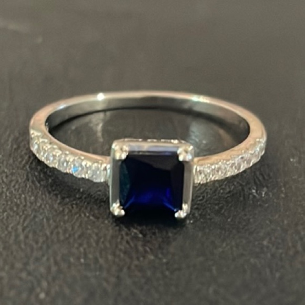 925 Silver Ring Blue Sapphire with Rhinestones